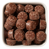 Chokolade Pralin i Bland Selv Slik – små chokoladestykker med cremet karamelfyld.