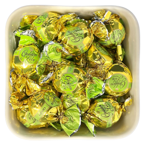 Golden Lily Pistacie fra Konti med pistaciesmag, sej karamel og overtræk med chokoladesmag i Bland Selv Slik.