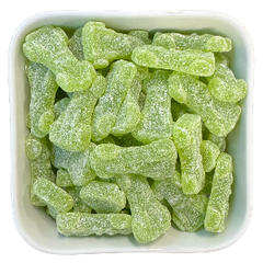 Racerbiler Sour fra Toms – sur vingummi med citron- og limesmag formet som grønne racerbiler.