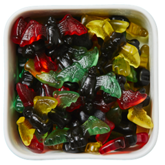 Vampyrer fra Haribo – farverige vingummier formet som flagermus med lakridskrop. Findes hos SlikEkspressen.